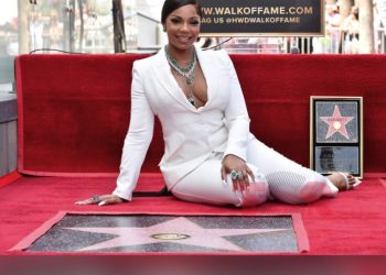 Ashanti Receives Her Star On The Hollywood Walk Of Fame (Video)