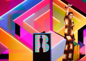 Harry Styles Opens Coachella With New Songs, Shania Twain, and an F-you to Boyfriends