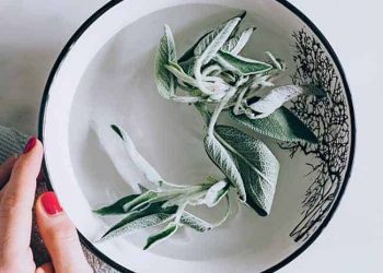 How To Do A DIY Facial Steam for Every Skin Type