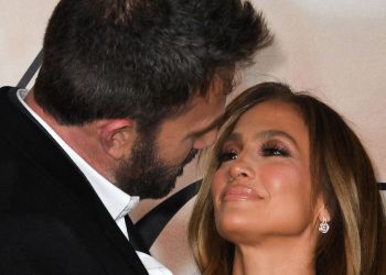 Jennifer Lopez and Ben Affleck Are Engaged Again