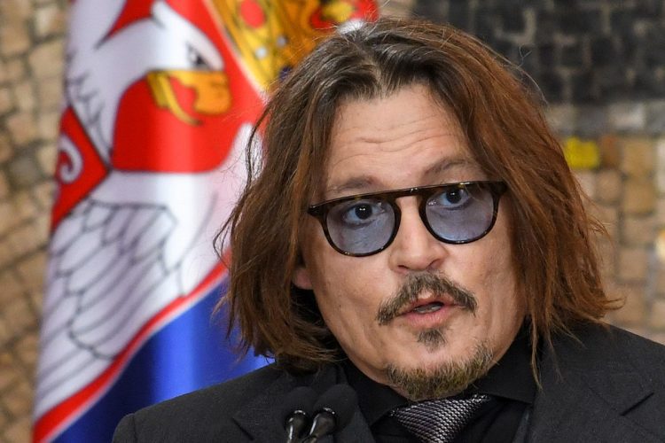 Johnny Depp Allegedly ‘Crushing The Scales’ At 260 Pounds Amid Legal Drama, Dubious Source Claims