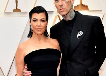 Kourtney Kardashian and Travis Are ‘Praying for a Miracle’ Amid IVF Journey
