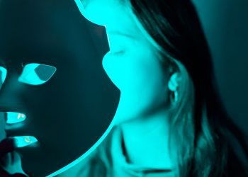 LED Light Therapy for Skin Benefits, Tools to Use at Home — Expert Insight