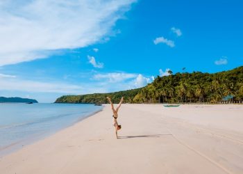 How To Combine Leisure And Working Out At The Beach