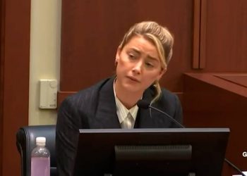 Click to play video: '‘I called him horrible things’: Amber Heard reacts to audio clip of her mocking Johnny Depp’s career'