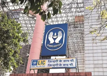 LIC IPO listing on Tuesday: Public insurer may see flat listing amid weak market sentiment – know what analysts say