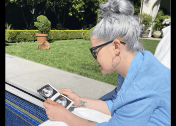 Singer Kelly Osbourne opens up about pregnancy