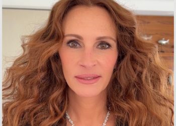 The $36 Foundation Julia Roberts Wore at the Cannes Film Festival featured image