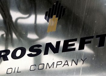 Exclusive-Rosneft appoints Mandarin speaker to lead company's global trading - sources