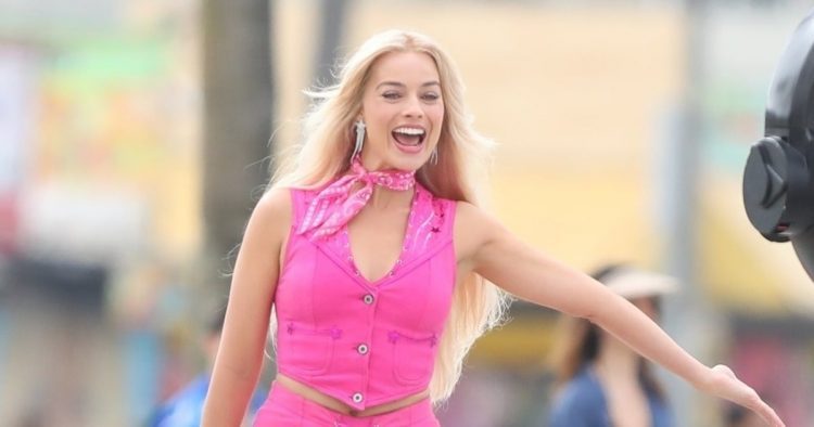 Greta Gerwig's Barbie Movie: Cast, Release Date, Plot, Photo