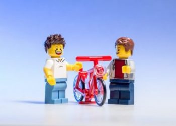 Two Legos about to workout together.