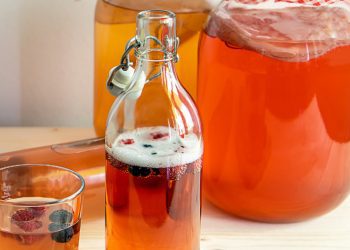 How to Make Kombucha at Home and Flavor It
