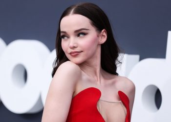 Is Dove Cameron Single? Exes, Quotes About Love Life, Dating