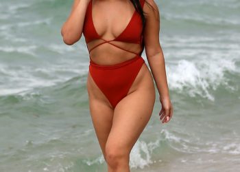 Aliana Mawla in Miama