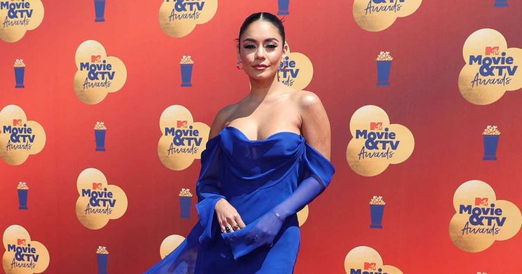 See What the Stars Wore at the 2022 MTV Movie & TV Awards
