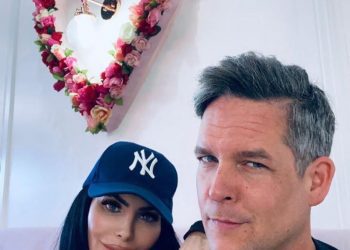 Tom Brooks and Mariah Fineman and a Diamond Ring