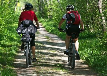 Useful Tips On How To Stay Safe And Healthy When Cycling