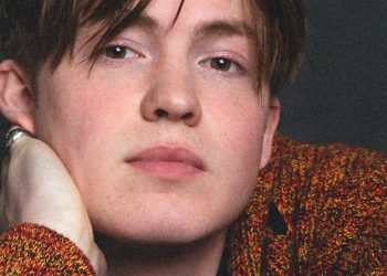 ‘Heartstopper’ Breakout Kit Connor Aims For Authenticity