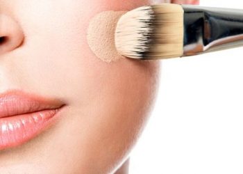 Best Tips For Flawless Foundation