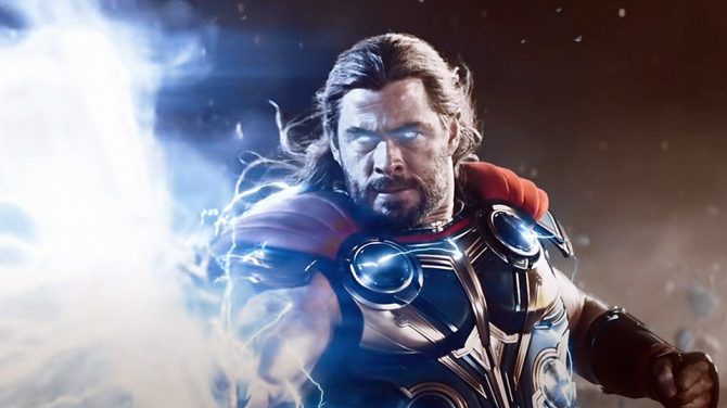 Chris Hemsworth Net Worth 2022: ‘Thor: Love and Thunder,’ Marvel Salary