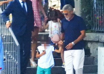 George Clooney Joins Amal & Their Twins For A Boat Ride In Italy – Hollywood Life