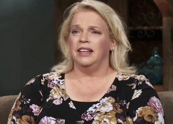 Janelle Brown Accused of FAKING Weight Loss Pics to Push Shady Diet Products