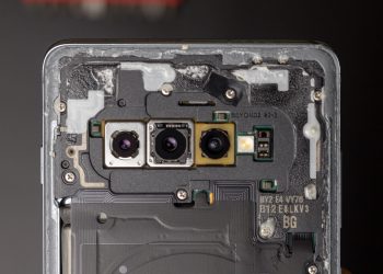 Samsung tests smartphone feature that hides your data from repair shops