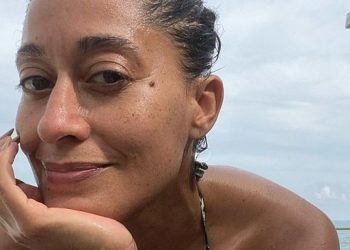 The 10 Best Tinted Moisturizers for Mature Skin of 2022