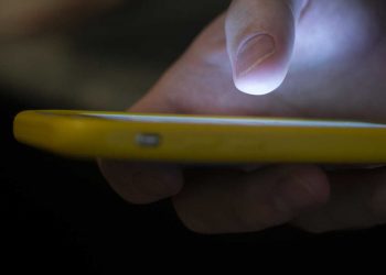 The 988 suicide hotline has launched. Here's how it works : Shots