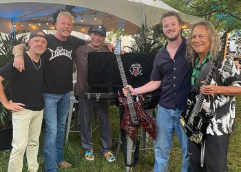 ‘Stranger Things’ Actor Joseph Quinn Meets Metallica – Deadline