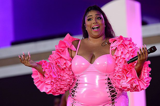 Lizzo Defended After Aries Spears Mocks Her Weight – Hollywood Life