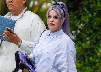 Pregnant Kelly Osbourne Baby Bump Photos: Pictures