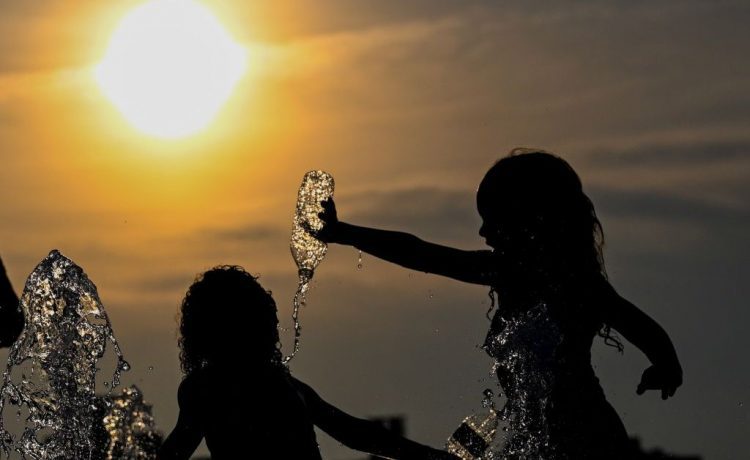 The Health Risks of Extreme Heat—And How to Assess Your Risk