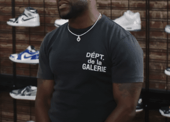 Kavein Hart speaking on the complex show