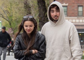 Who Is Zack Bia? - Meet Olivia Rodrigo's DJ Boyfriend