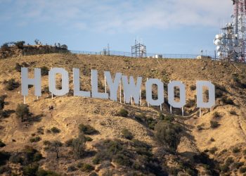 Hollywood Sign To Get A Centennial Facelift Starting Next Week – Deadline