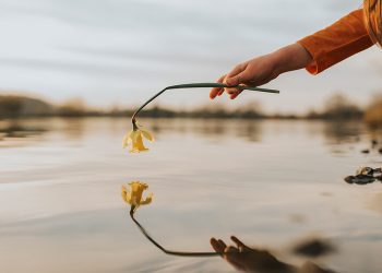 How To Heal from Grief: 8 Tips