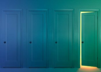 How to Make a Big Decision: 7 Tips