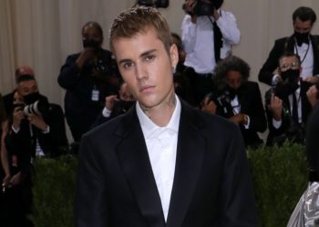 Justin Bieber Cancels World Tour: Health, Ramsay-Hunt Syndrome
