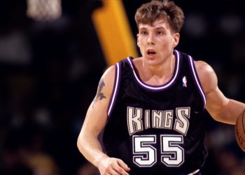 Social media blast former Sacramento Kings star Jason Williams after claiming Michael Jordan will struggle to score in today’s game