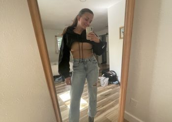 5 Ways to Style a Cropped Hoodie This Fall