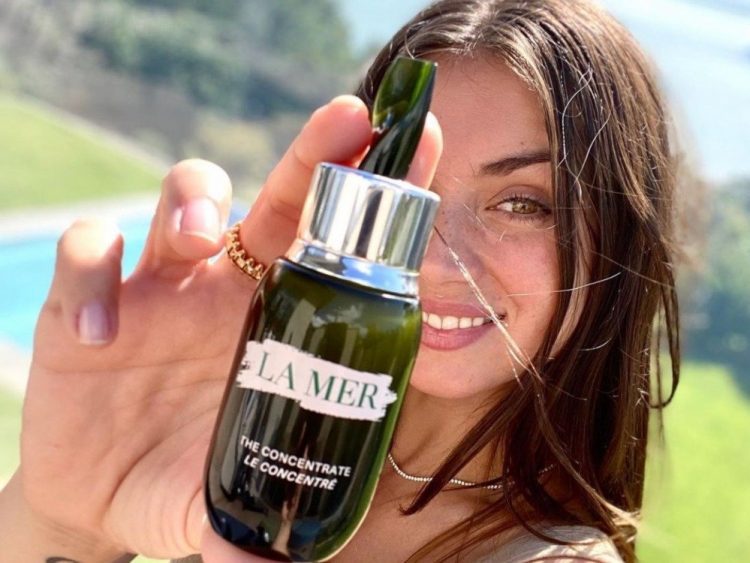 Ana de Armas Swears By This Luxurious Serum for Her Sensitive Skin