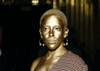 Doja Cat on Her Paris Fashion Week Makeup and That Gold Look