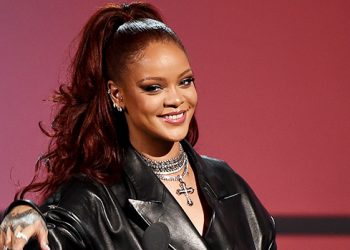 Rihanna’s Song ‘Lift Me Up’ Pays Tribute To Chadwick Boseman: Listen – Hollywood Life