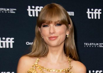 Taylor Swift Opens Up About 'Nightmare' Audition With Eddie Redmayne For ‘Les Miserables’