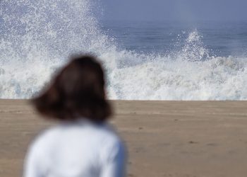 Your Permission (and Guide) to Grieve a Breakup