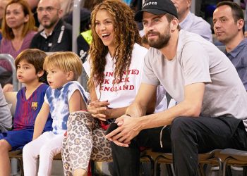Shakira’s Reportedly Moving To Miami With Her & Gerard Pique’s Kids – Hollywood Life