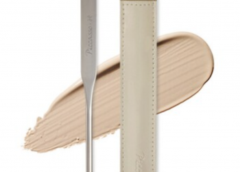 Why Makeup Spatulas Are K-Beauty's Next Big Product