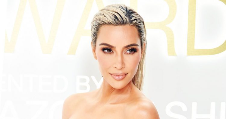 Kim Kardashian Shows Natural Hair, No Extensions: Photos