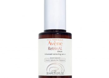 Eau Thermale Avène RetrinAL Advanced Correcting Serum brown serum bottle with white label and cap on white background